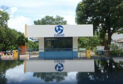 Selecionados receberão bolsa de R$ 828, vale-transporte, alimentação e farão curso no Senai, com prática na Caesb -  (crédito:  Ed Alves/CB/DA.Press)