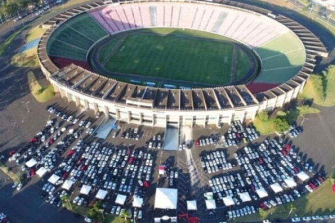 Estádio Parque do Sabiá, em Uberlândia - (crédito: Foto: Divulgação/Prefeitura de Uberlândia) Estádio Parque do Sabiá, em Uberlândia - (crédito: Foto: Divulgação/Prefeitura de Uberlândia)