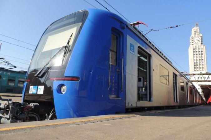 Homem é atropelado por trem no Rio de Janeiro