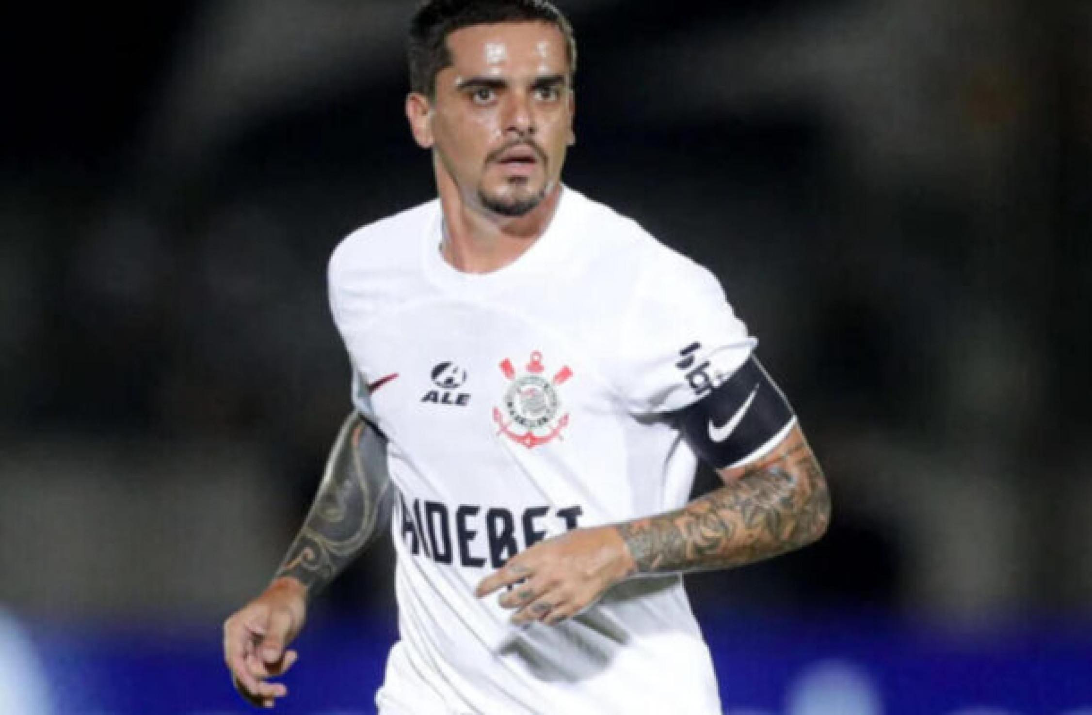 ??dolo do Corinthians revela atrito com Fagner: ‘Nunca foi meu amigo’