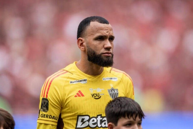EVERSON - O grande nome do Atlético na partida. Fez duas grandes defesas em finalizações de Gabigol e um verdadeiro milagre em cabeçada de Eduardo. Segue em alto nível em 2025. NOTA: 8,0 - FOTO: Pedro Souza / Atlético