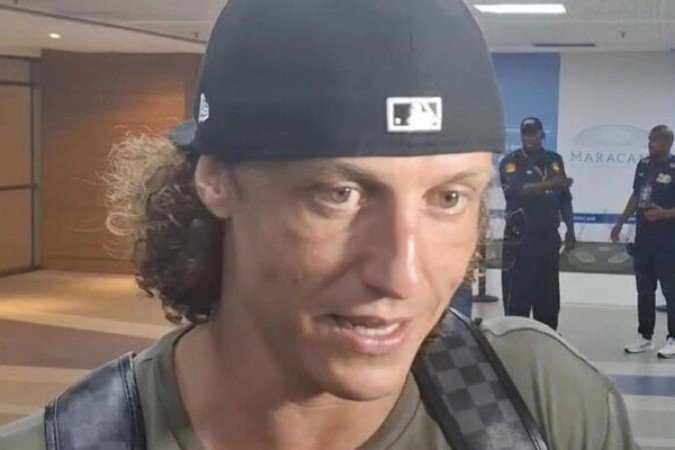 Após se aborrecer com atitude do Flamengo em sua saída, David Luiz vai para o Fortaleza  -  (crédito: Foto: Leonardo Pereira / Jogada10)
