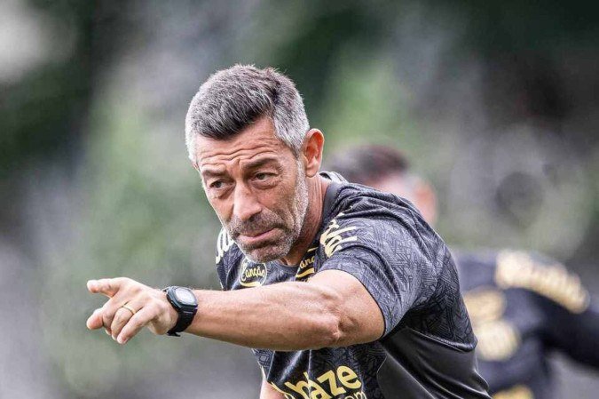 Pedro Caixinha, ex-técnico do Santos - (crédito: Raul Baretta/Santos FC) Pedro Caixinha, ex-técnico do Santos - (crédito: Raul Baretta/Santos FC)