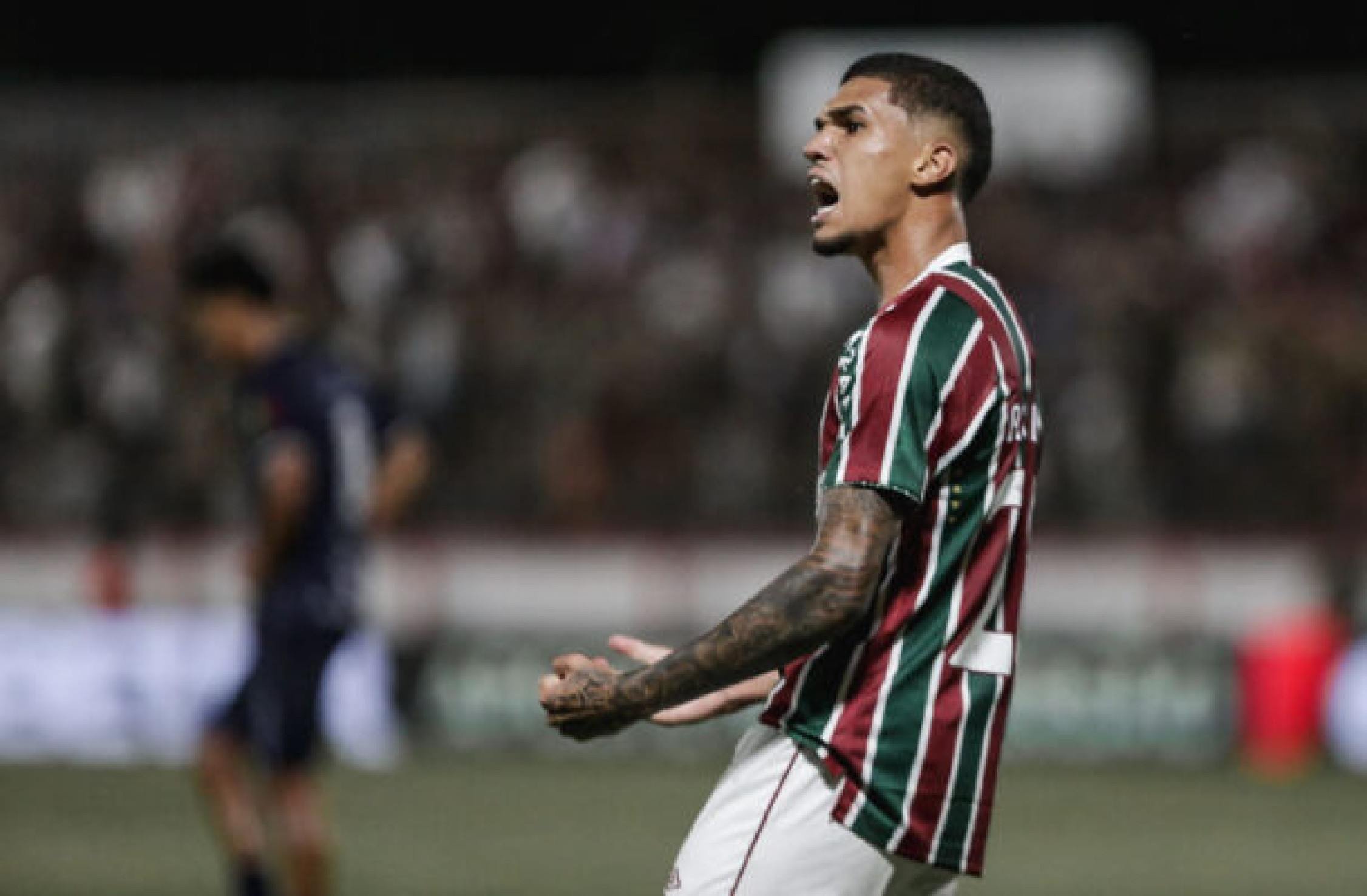 Kauã Elias comemora primeiro gol com camisa 9 e valoriza ponto conquistado