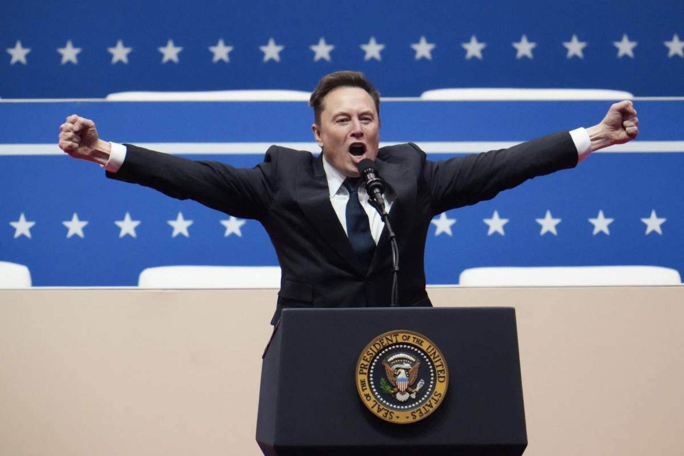 Mais de 3 mil cientistas pedem expulsão de Musk à Royal Society britânica