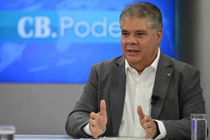 2025 Carlos Vieira/CBPress. CB. Poder com Maurício Rodrigues dos Santos,vice-presidente da Câmara de Lojistas do DF. Na bancada, Ana Maria Campos e Samanta Sallum. - (crédito: Carlos Vieira/CB Press) 2025 Carlos Vieira/CBPress. CB. Poder com Maurício Rodrigues dos Santos,vice-presidente da Câmara de Lojistas do DF. Na bancada, Ana Maria Campos e Samanta Sallum. - (crédito: Carlos Vieira/CB Press)