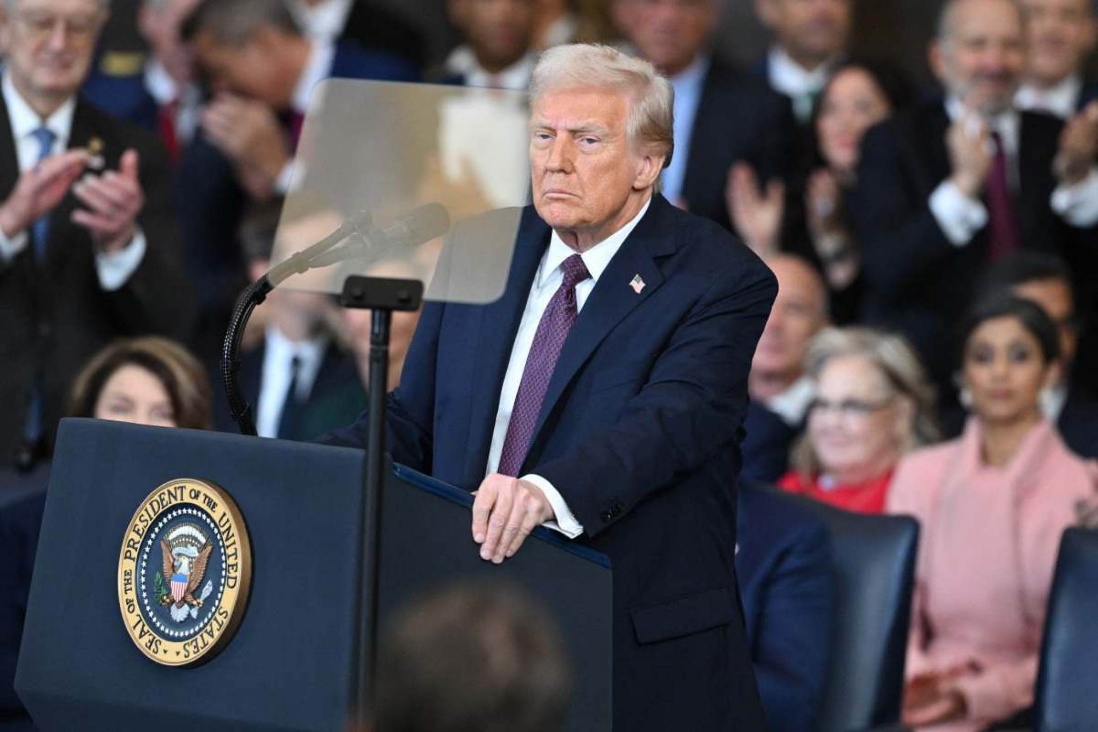 Donald Trump durante cerimônia de posse nesta segunda-feira (20)      