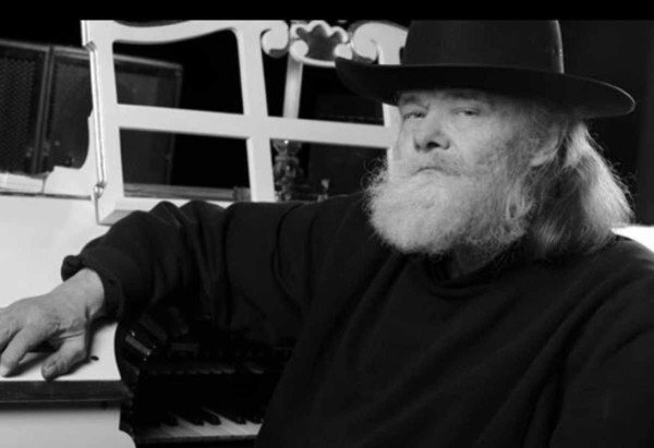 Reprodução Instagram @officialgarthhudson