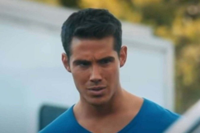 Francisco San Martin na série 'Jane The Virgin' -  (crédito: Reprodução/YouTube/Brian Mariano)