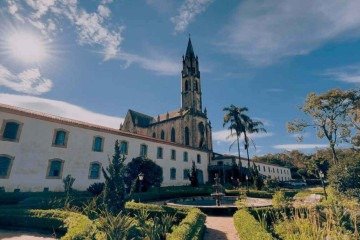 Localizado entre as cidades de Catas Altas e Santa Bárbara, em Minas Gerais, o Santuário do Caraça é um refúgio de biodiversidade e espiritualidade - (crédito: Jorge Lopes/EM) Localizado entre as cidades de Catas Altas e Santa Bárbara, em Minas Gerais, o Santuário do Caraça é um refúgio de biodiversidade e espiritualidade - (crédito: Jorge Lopes/EM)