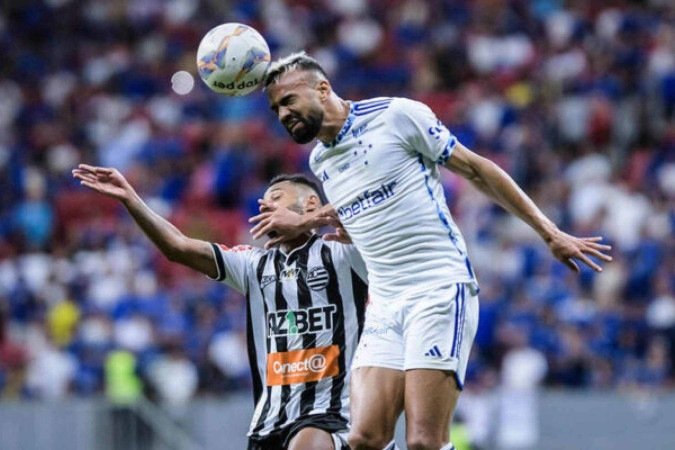 Fabrício Bruno marcou contra em sua reestreia pela Raposa - (crédito: Foto: Gustavo Aleixo/Cruzeiro) Fabrício Bruno marcou contra em sua reestreia pela Raposa - (crédito: Foto: Gustavo Aleixo/Cruzeiro)