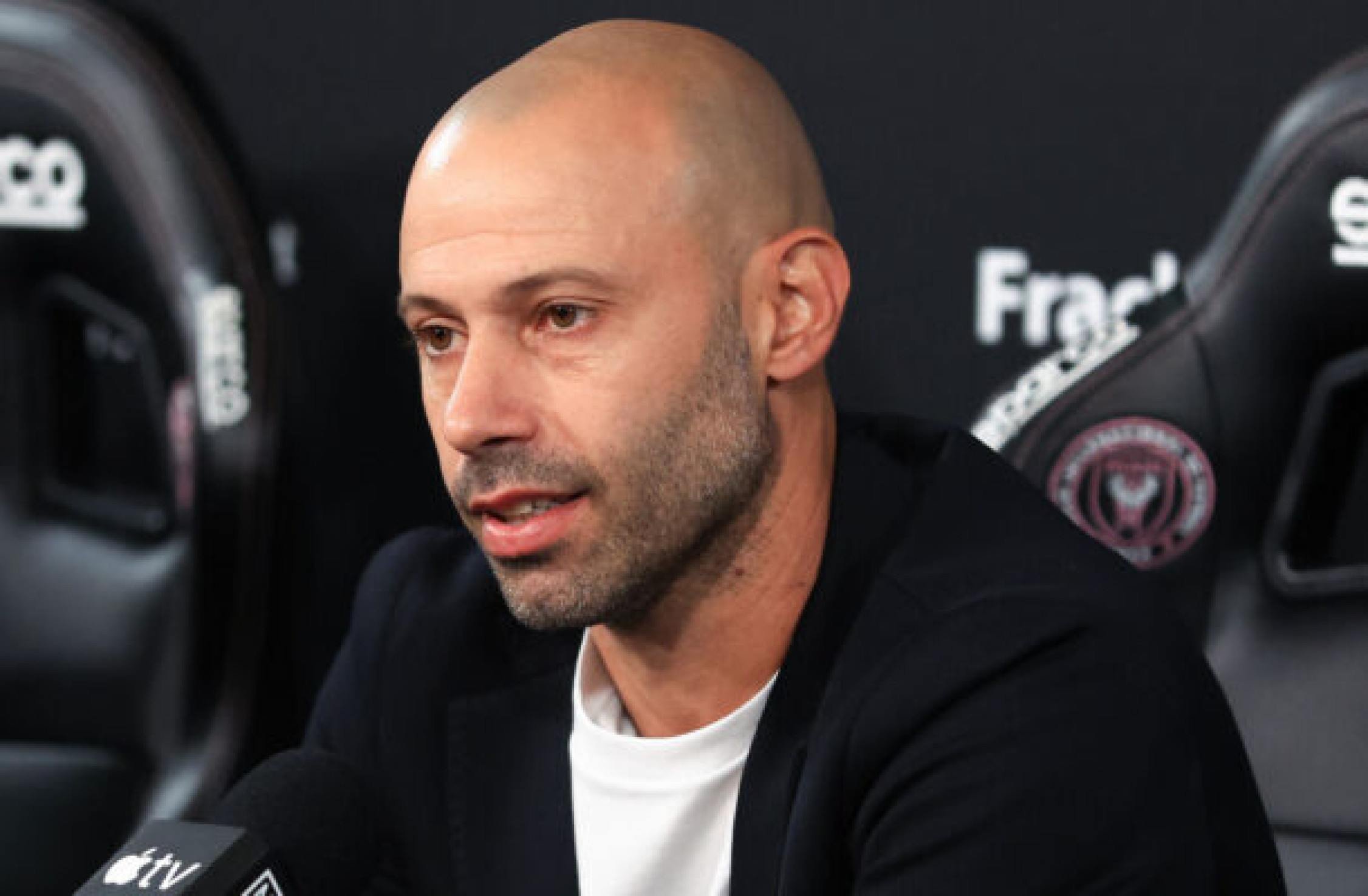 Mascherano comenta polêmica envolvendo Messi Mascherano comenta polêmica envolvendo Messi