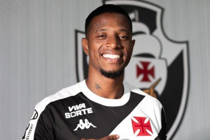 TCHÊ TCHÊ - Boa estreia do camisa 3. Além da assistência, o volante ocupou bem o meio-campo, com boas chegadas no ataque e interceptações na defesa. NOTA: 7,0 - Foto: Matheus Lima / Vasco
