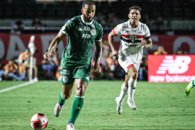 GUARANI - O Bugre pagou por sofrer o gol muito rápido, mas não se mostrou tão abalado. A equipe campineira teve uma postura agressiva, subindo as linhas de marcação e criando oportunidades. A expulsão acabou comprometendo com uma possível corrida pelo empate. Nota: 6 - Foto: Divulgação/Guarani FC