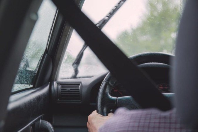 Mas em diversos casos, não é o motorista quem trava a abertura das portas traseiras, uma providência essencial para proteger as crianças - (crédito: pexels freestocks.org) Mas em diversos casos, não é o motorista quem trava a abertura das portas traseiras, uma providência essencial para proteger as crianças - (crédito: pexels freestocks.org)