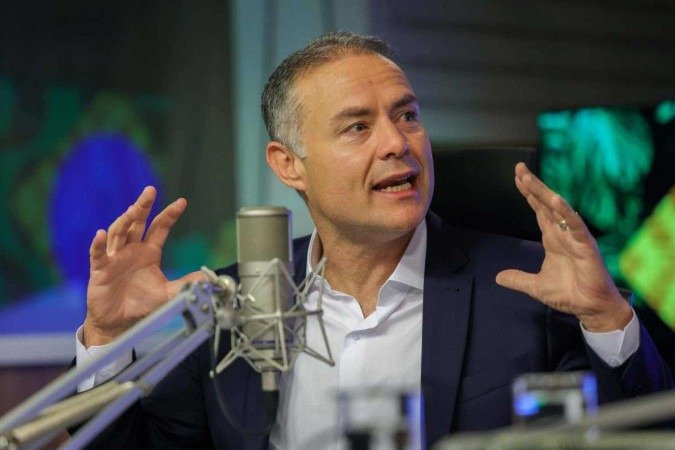 Ministro prevê um financiamento de até 20% dos recursos necessários para a viabilização das obras - (crédito: Fabio Rodrigues-Pozzebom/ Agência Brasil) Ministro prevê um financiamento de até 20% dos recursos necessários para a viabilização das obras - (crédito: Fabio Rodrigues-Pozzebom/ Agência Brasil)