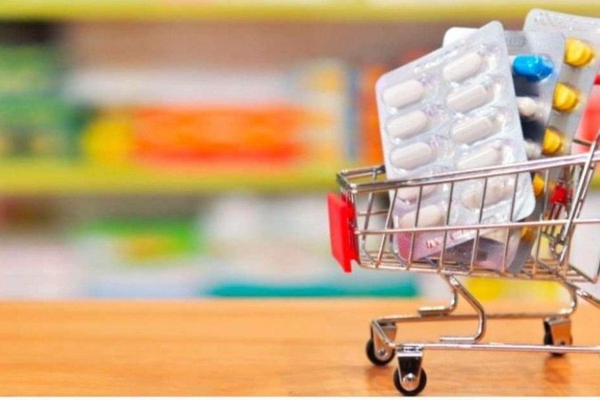 Redes querem a venda de medicamentos isentos de prescrição em áreas demarcadas em supermercados. Tentativa é buscar um entendimento com as farmácias - (crédito: Redes sociais/Reprodução) Redes querem a venda de medicamentos isentos de prescrição em áreas demarcadas em supermercados. Tentativa é buscar um entendimento com as farmácias - (crédito: Redes sociais/Reprodução)