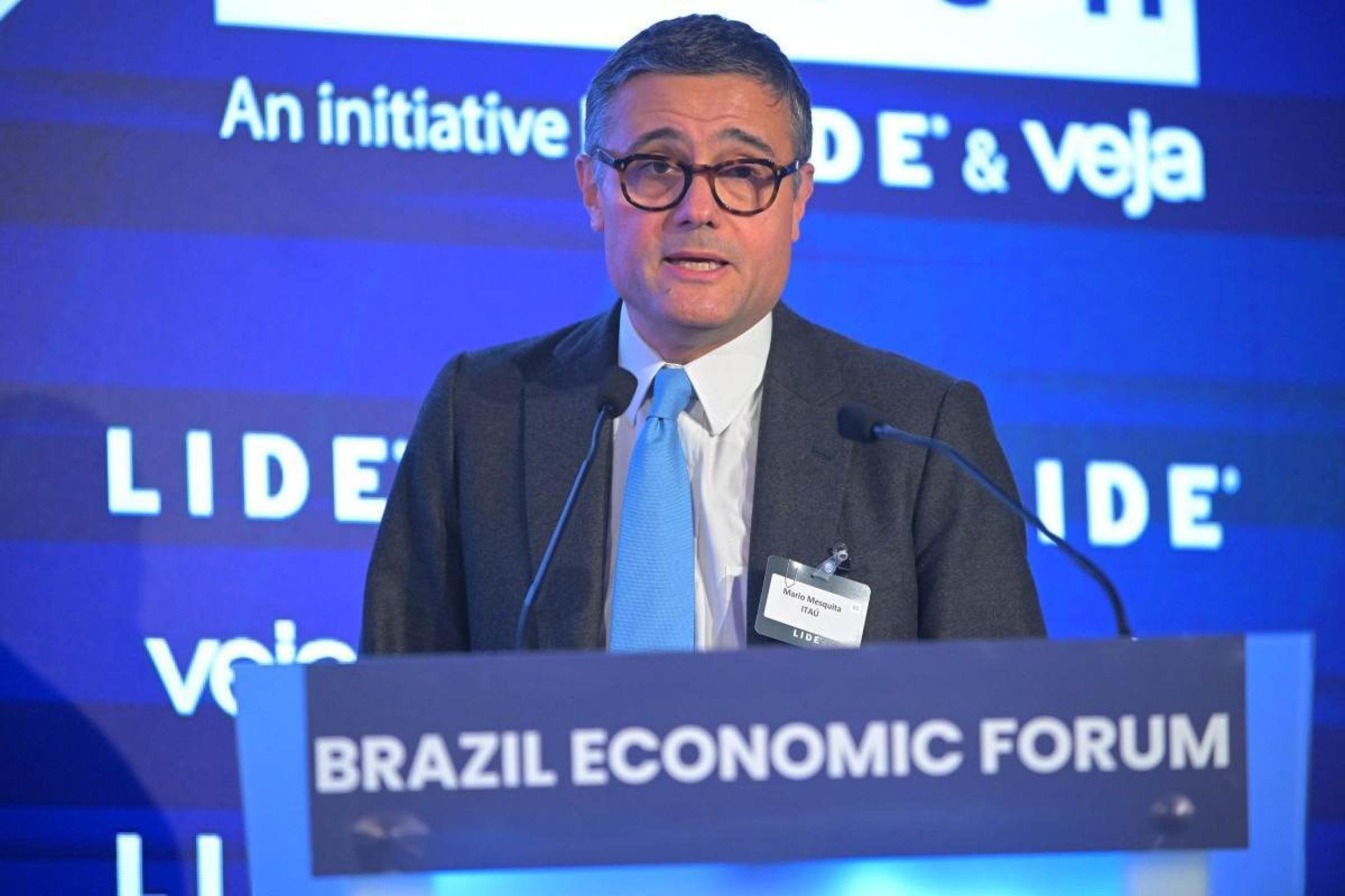 Crédito cresceu acima do esperado em 2024, diz economista-chefe do Itaú Crédito cresceu acima do esperado em 2024, diz economista-chefe do Itaú