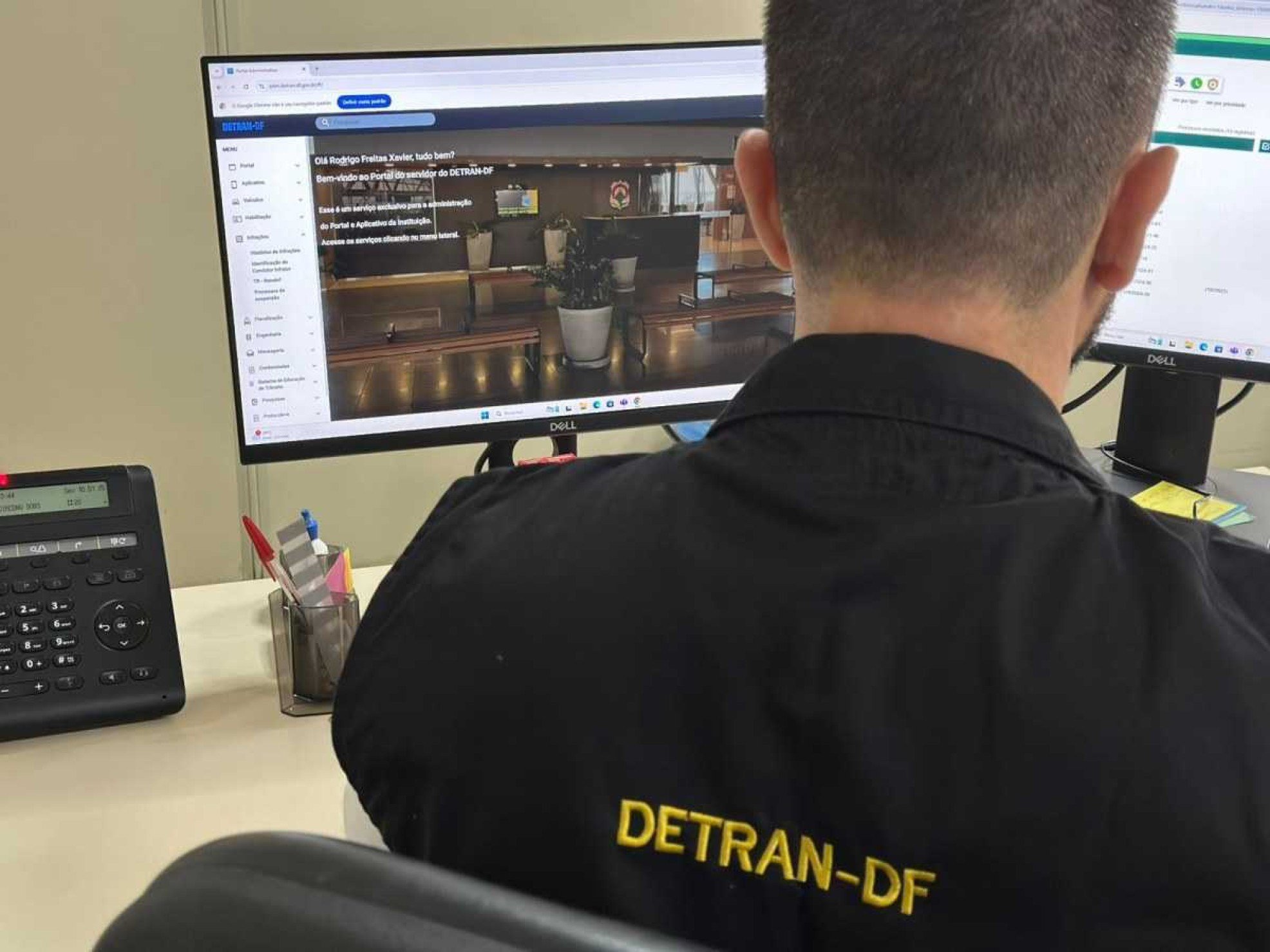 Raio atinge centro de dados do Detran e deixa serviços indisponíveis