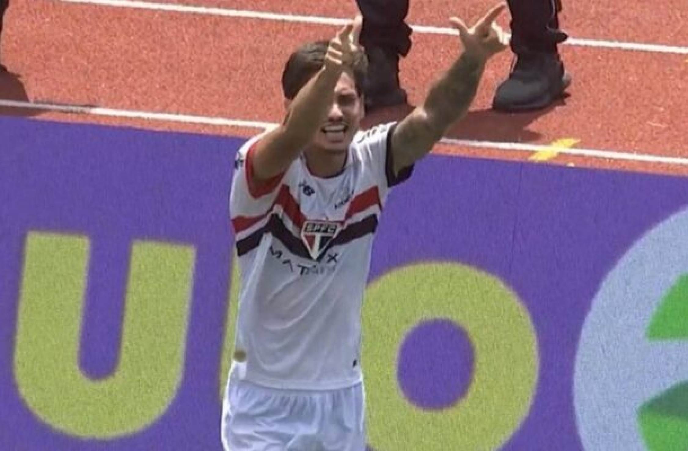 São Paulo foi buscar o resultado diante do arquirrival Corinthians e ficou com o título da Copinha-2025 -  (crédito: Foto: Reprodução/ Cazé TV)