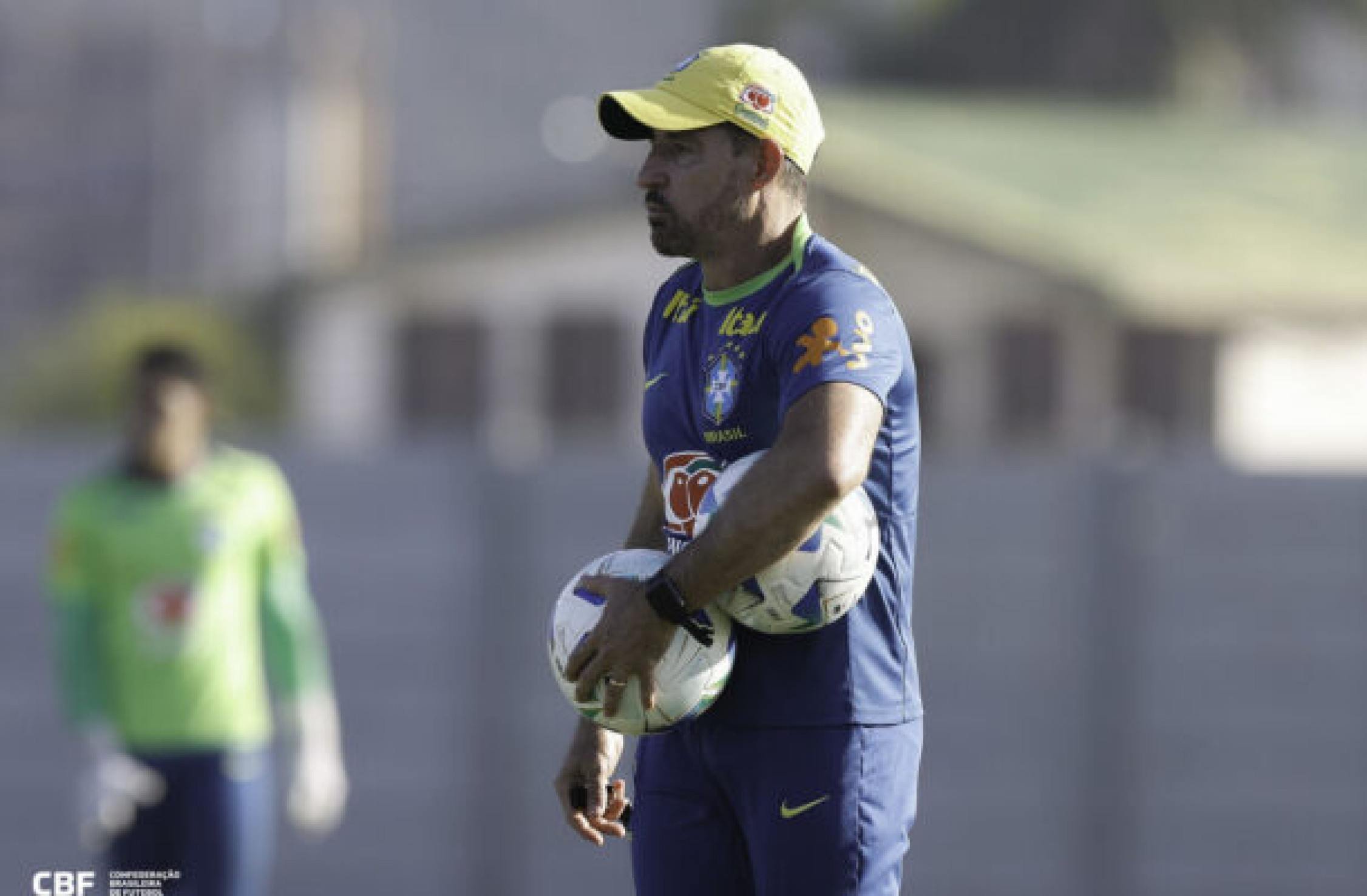 Goleada aumenta pressão sobre Ramon Menezes no comando da Seleção Sub-20