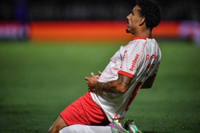 Bragantino busca a vitória diante do irregular Água Santa, neste sábado - (crédito: Foto de Ari Ferreira/Red Bull Bragantino.) Bragantino busca a vitória diante do irregular Água Santa, neste sábado - (crédito: Foto de Ari Ferreira/Red Bull Bragantino.)