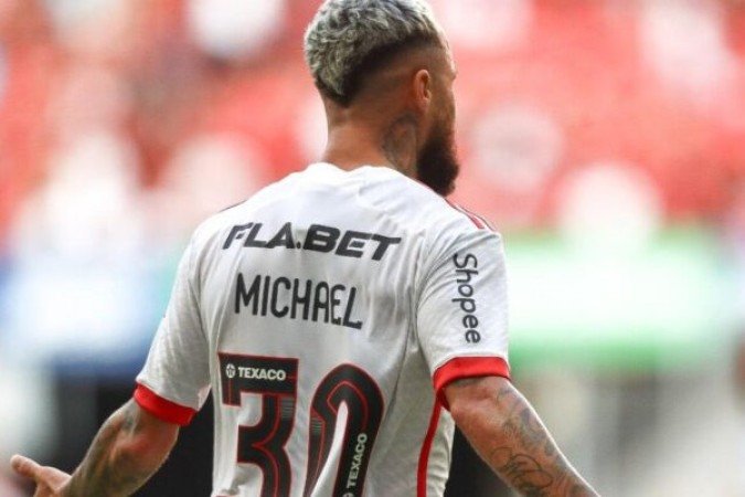 MICHAEL - Melhor em campo. Fez um gol e criou grandes chances. Muito participativo pela direita. NOTA: 8,0 - Foto: Divulgação/Flamengo