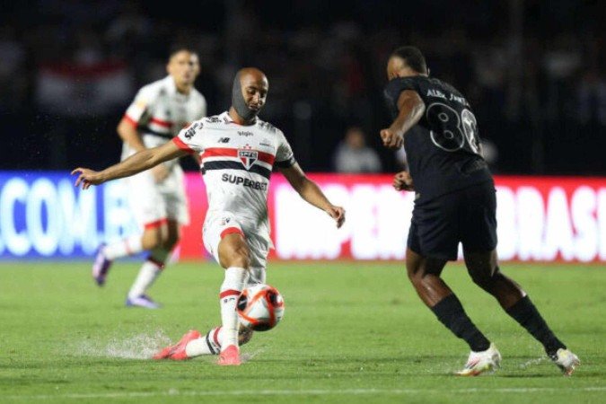 Lucas comanda vitória do São Paulo sobre o Corinthians - (crédito: Divulgação / saopaulofc.net) Lucas comanda vitória do São Paulo sobre o Corinthians - (crédito: Divulgação / saopaulofc.net)