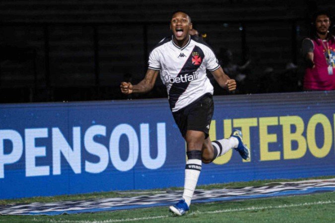 Leandrinho celebra seu golaço diante o São Paulo, em goleada do Vasco em 2024 - (crédito: Foto: Leandro Amorim/Vasco) Leandrinho celebra seu golaço diante o São Paulo, em goleada do Vasco em 2024 - (crédito: Foto: Leandro Amorim/Vasco)