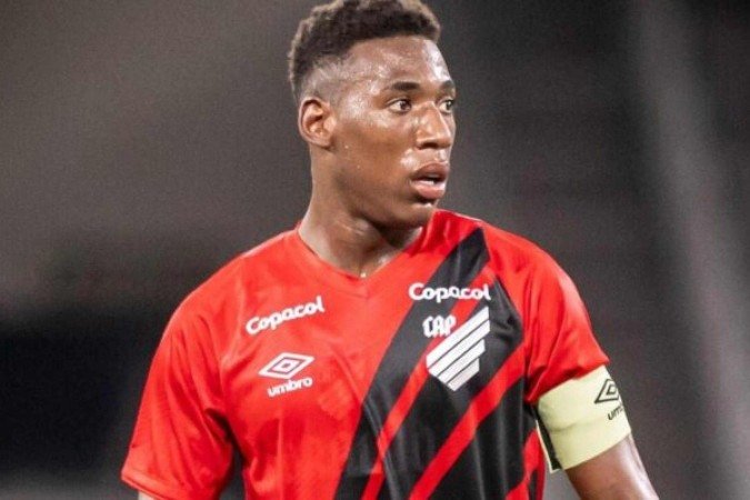 Léo sofreu racismo em clássico contra o Coritiba - (crédito: Foto: Du Caneppele/Assessoria) Léo sofreu racismo em clássico contra o Coritiba - (crédito: Foto: Du Caneppele/Assessoria)