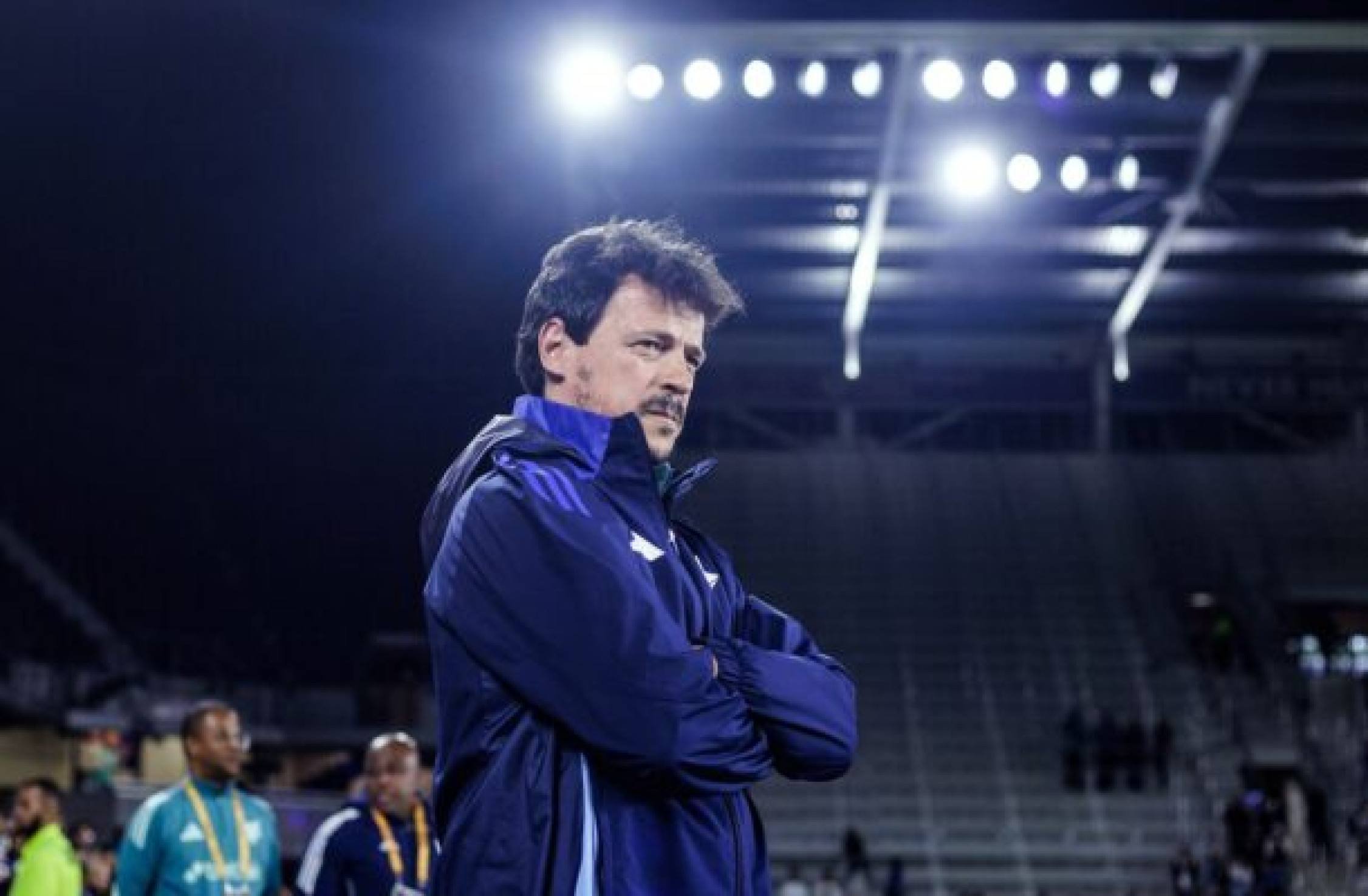 Cruzeiro anuncia a demissão do técnico Fernando Diniz