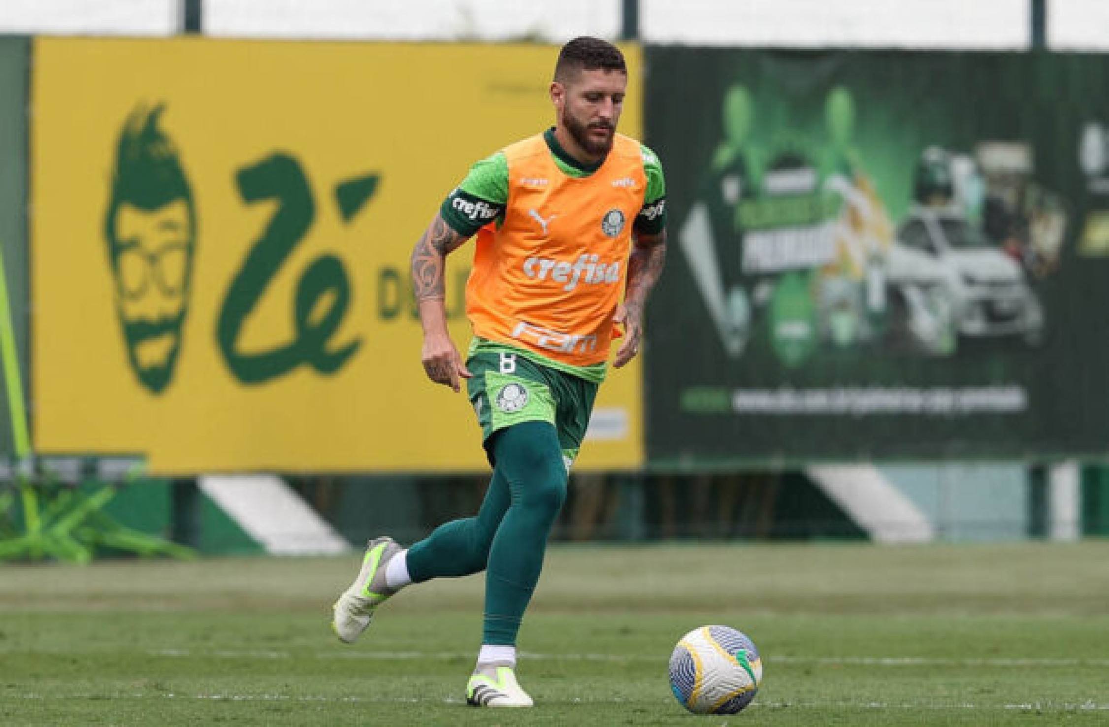 Zé Rafael realiza exames no Santos e se aproxima de anúncio oficial