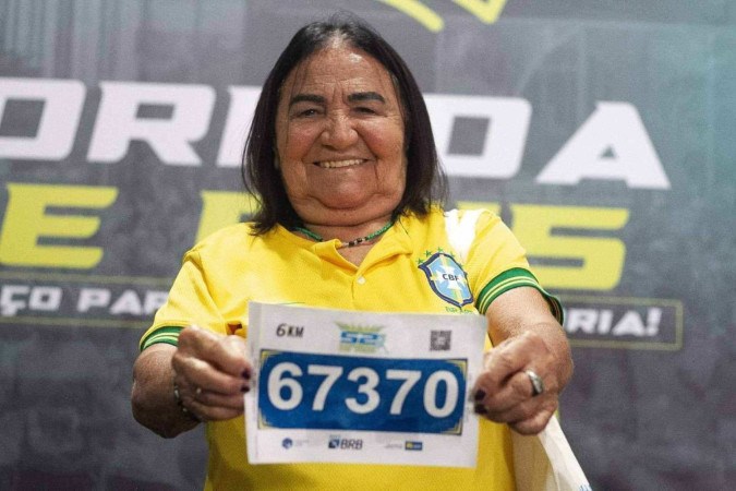 Aos 84 anos, Dona Dedé vai participar da Corrida de Reis
e da Maratona Brasília -  (crédito: Pedro Santana/CB/D.A Press)