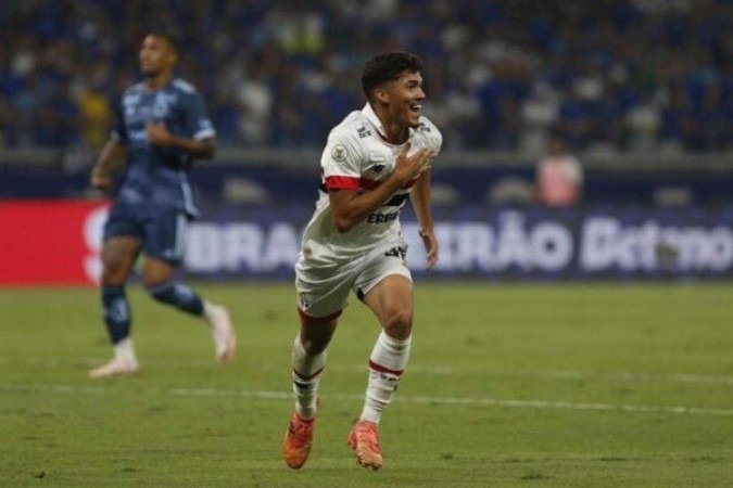 William Gomes vai vestir a camisa do Porto em 2025 - (crédito: Foto: Rubens Chiri/Saopaulofc.net) William Gomes vai vestir a camisa do Porto em 2025 - (crédito: Foto: Rubens Chiri/Saopaulofc.net)