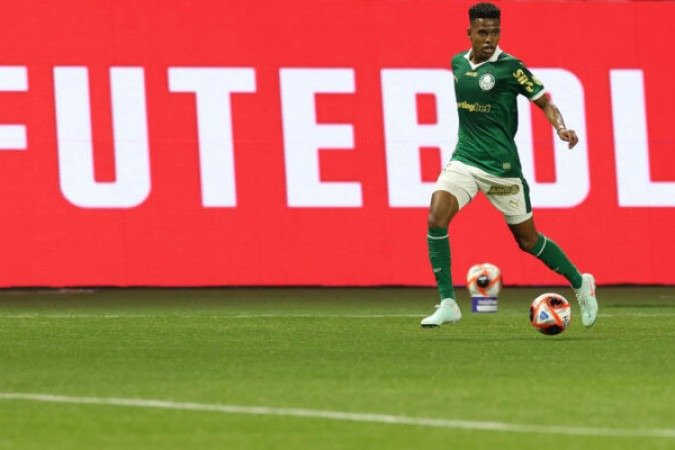 ESTÊVÃO - Principal via do ataque palmeirense. Tentou ganhar da forte marcação na individualidade, mas perdeu as duas grandes oportunidades da partida. Nota: 6,5 - Foto: Cesar Greco/Palmeiras