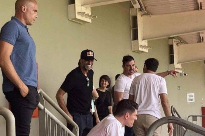 Klopp acompanha partida do Bragantino na base -  (crédito: José Gustavo Felix/Portal da Base Brasi)