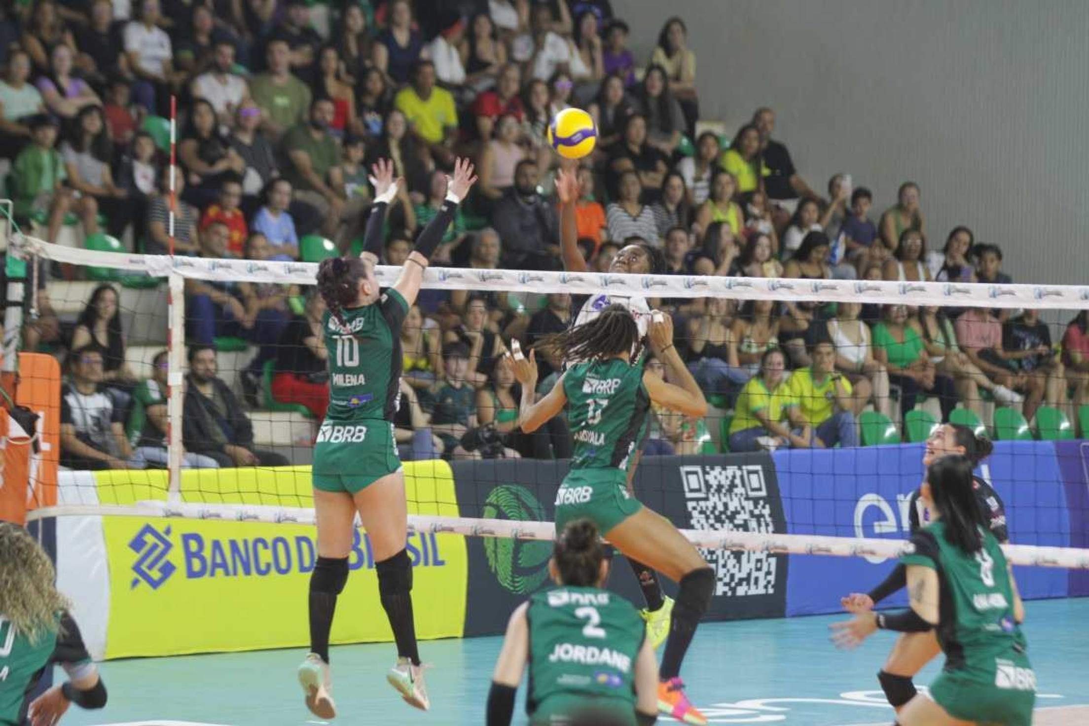 Superliga feminina de vôlei começa hoje; veja os principais nomes