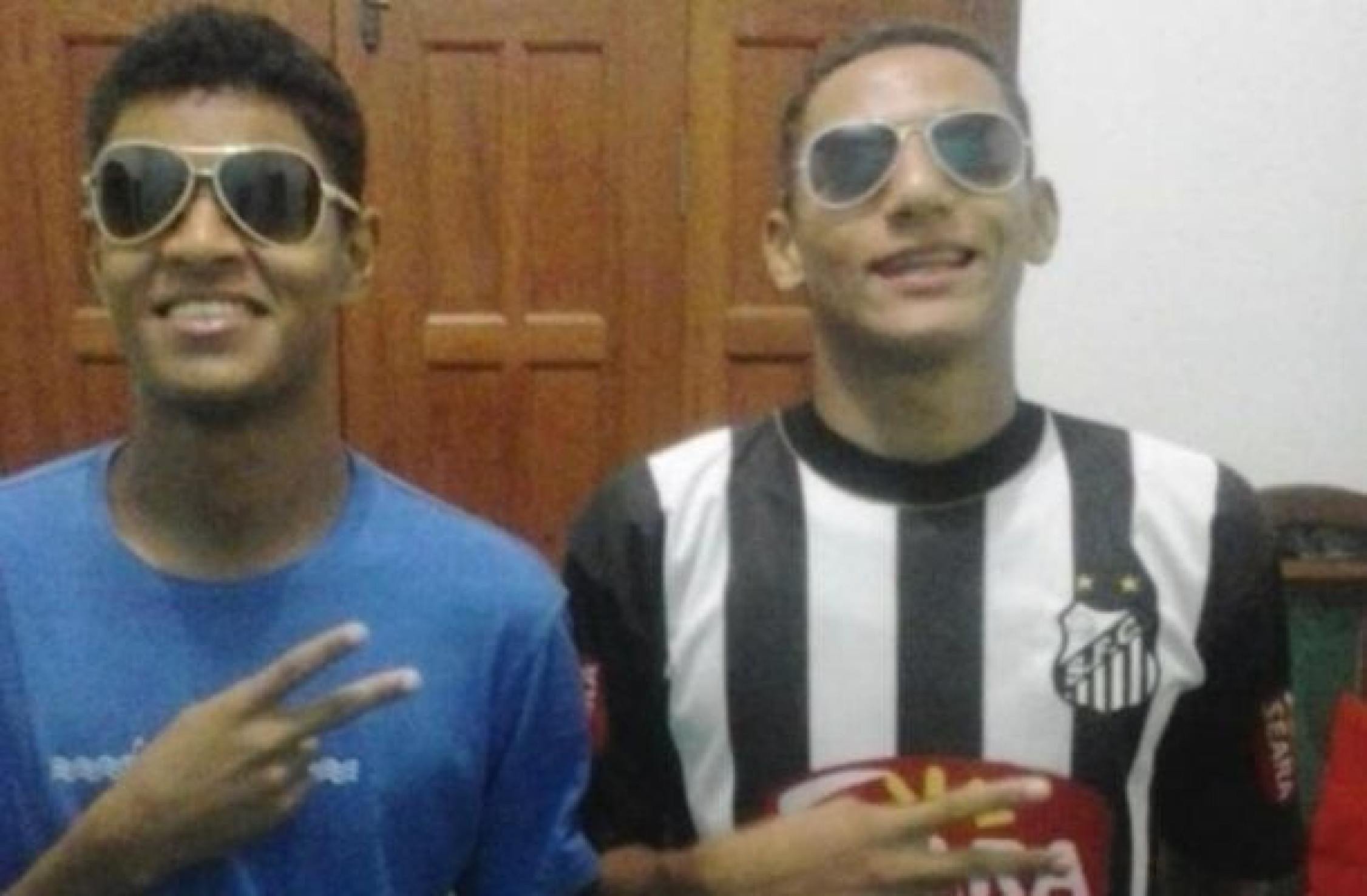 Neymar reage a publicação de Richarlison com camisa do Santos