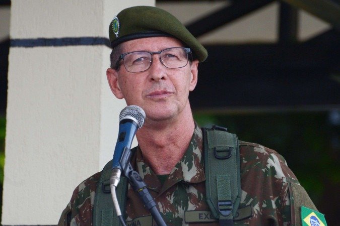  Ricardo Piai Carmona, general de divisão Ricardo Piai Carmona, na cerimônia de aposentadoria dos cães no Batalhão da Guarda Presidencial (BPG)
      