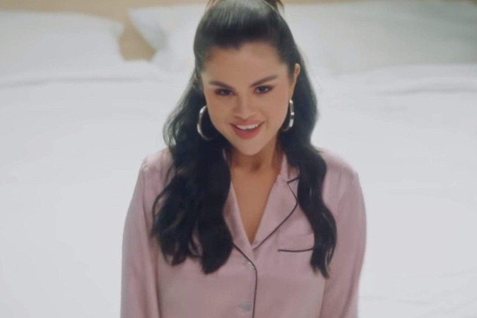 Selena Gomez rebate comentário de político que disse que ela deveria ser deportada - (crédito: TMJBrazil) Selena Gomez rebate comentário de político que disse que ela deveria ser deportada - (crédito: TMJBrazil)