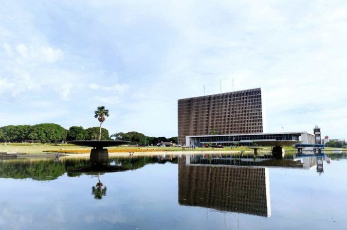 Distrito Federal está em alerta amarelo para chuvas - (crédito: Ed Alves) Distrito Federal está em alerta amarelo para chuvas - (crédito: Ed Alves)
