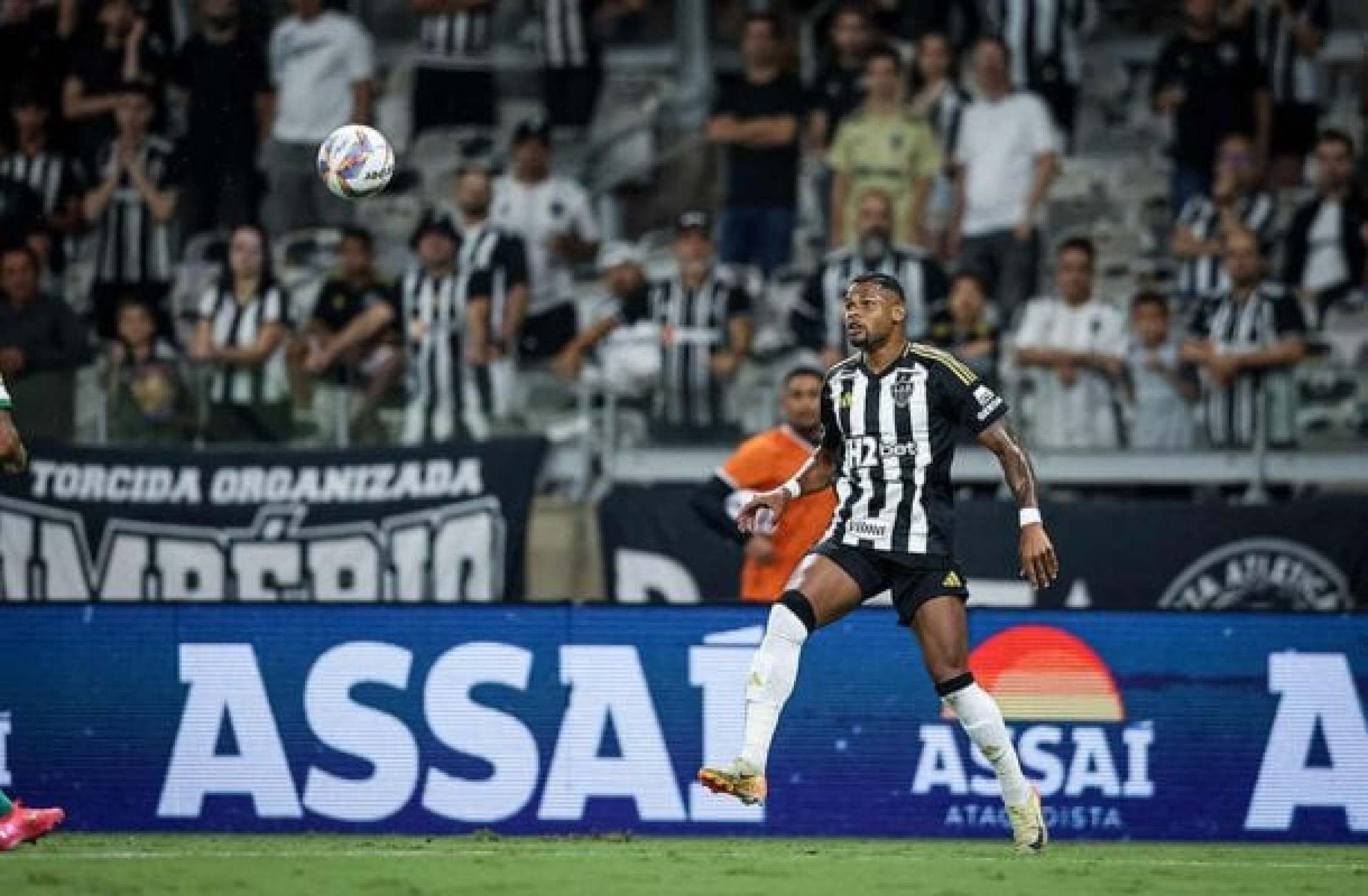 Júnior Santos revela torcida pelo Atlético: 