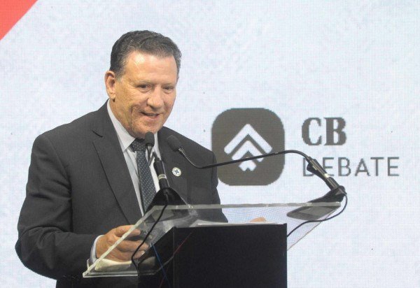  Ed Alves/CB/DA Press
