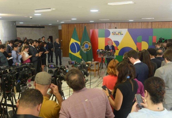 Ed Alves/CB/D.A Press