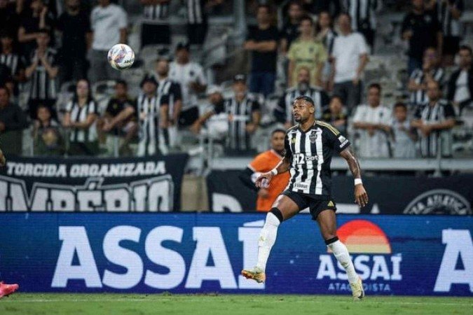 Júnior Santos acompanhou o Atlético durante a agem de Ronaldinho Gaúcho - (crédito: Fotos: Pedro Souza/Atlético) Júnior Santos acompanhou o Atlético durante a agem de Ronaldinho Gaúcho - (crédito: Fotos: Pedro Souza/Atlético)