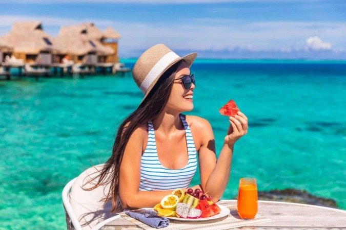 A alimentação no verão pode ser leve e saudável (Imagem: Maridav | Shutterstock) - (crédito: EdiCase) A alimentação no verão pode ser leve e saudável (Imagem: Maridav | Shutterstock) - (crédito: EdiCase)