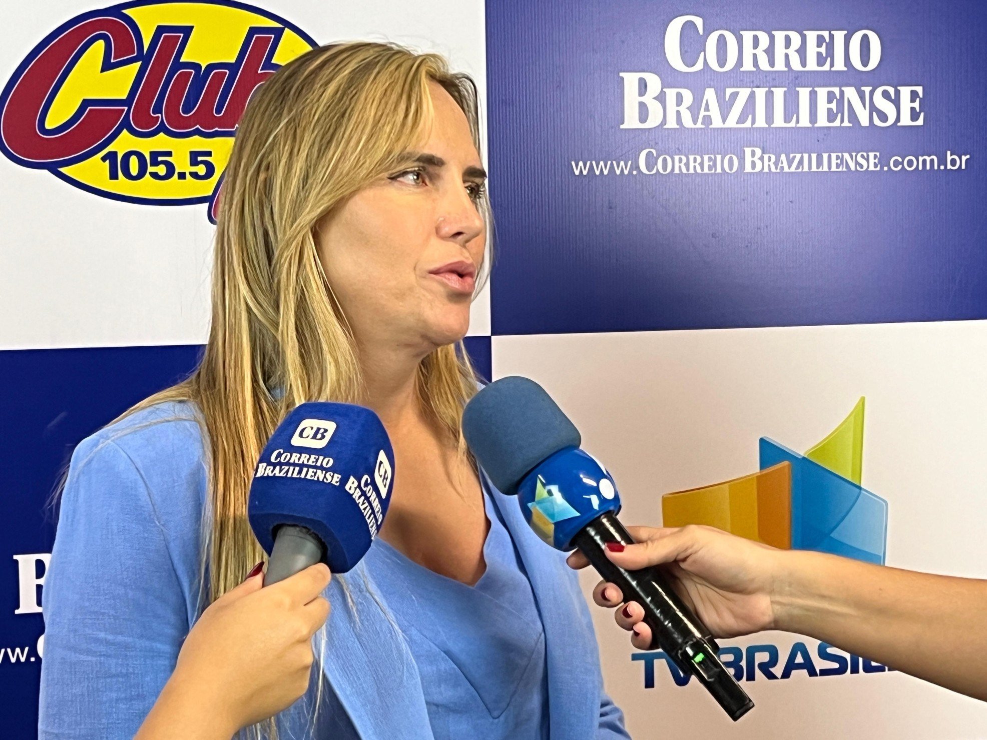 A vice-governadora do DF, Celina Leão, nas ruas da capital federal