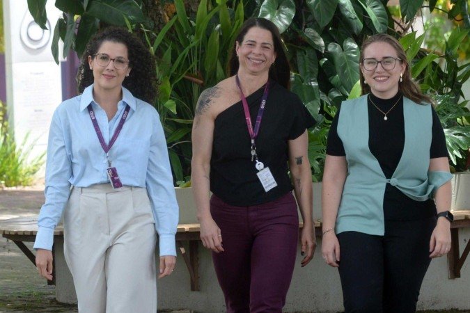  31/01/2025 Credito: Ed Alves/CB/DA.Press. Cidades. Mulheres e Meninas na Ciencia. Na foto, Luana Souza (Roxo), Fernada Vinhaes (Preto) e Rebecca Ribeiro (colete). 
