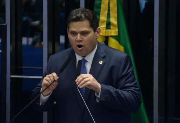 Ed Alves/CB/DA Press