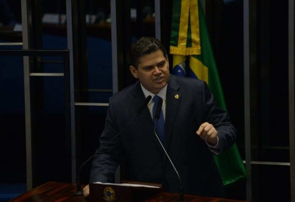 Ed Alves/CB/DA Press